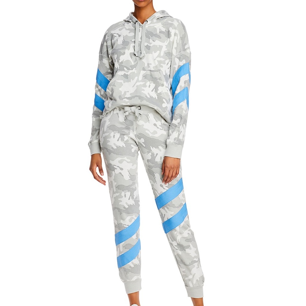 Vintage Havana Camo  Hoodie & Jogger set Size L (runs like M)